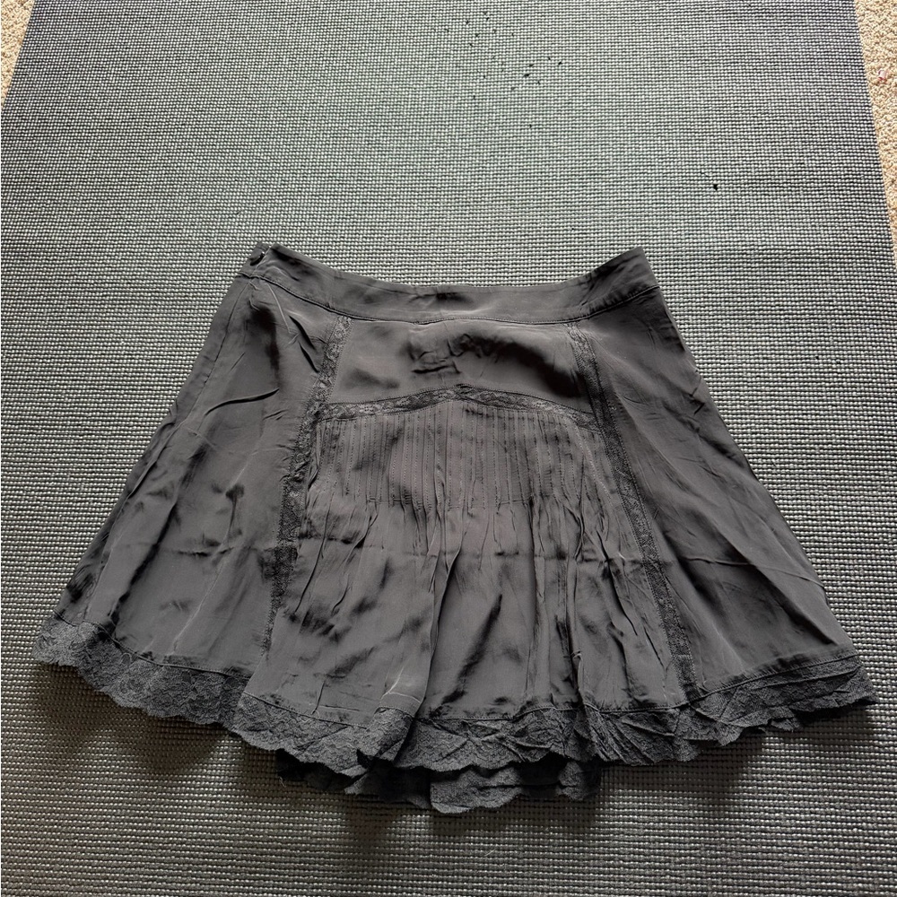 H&M Black‎ Lace-Trim Mini Skirt Sz 8 NWT - Picture 6 of 12